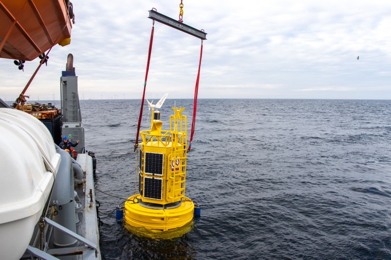 Datentonne JM-DB-2600 beim Ausbringen